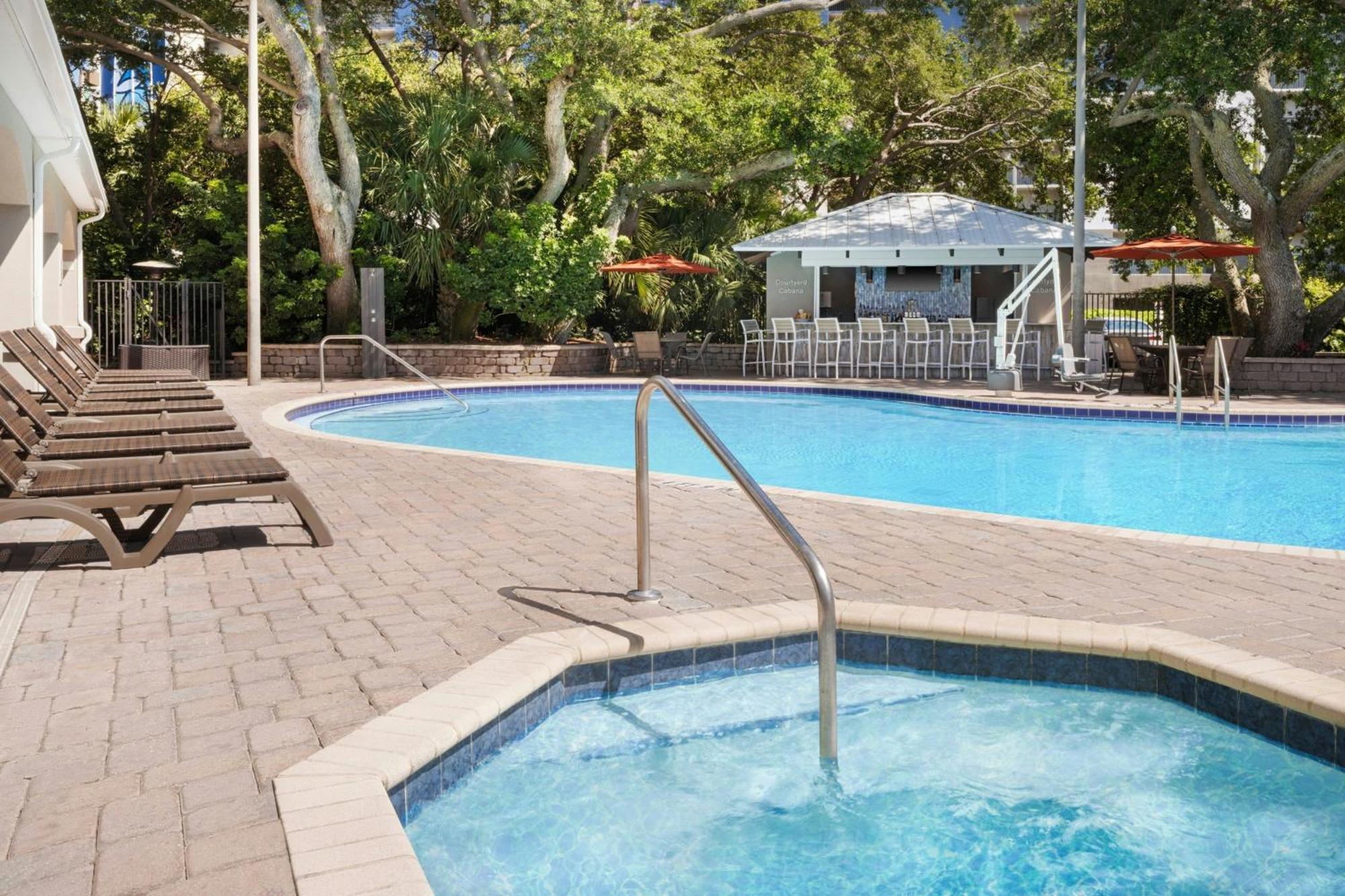 Courtyard By Marriott Cocoa Beach Cape Canaveral Екстериор снимка